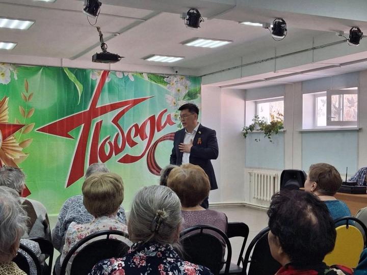 "Воспитанники "Тимуровца" подготовили замечательный концерт". В Улан-Удэ прошло мероприятие для детей войны "Воспитанники "Тимуровца" подготовили замечательный концерт". В Улан-Удэ прошло мероприятие для детей войны